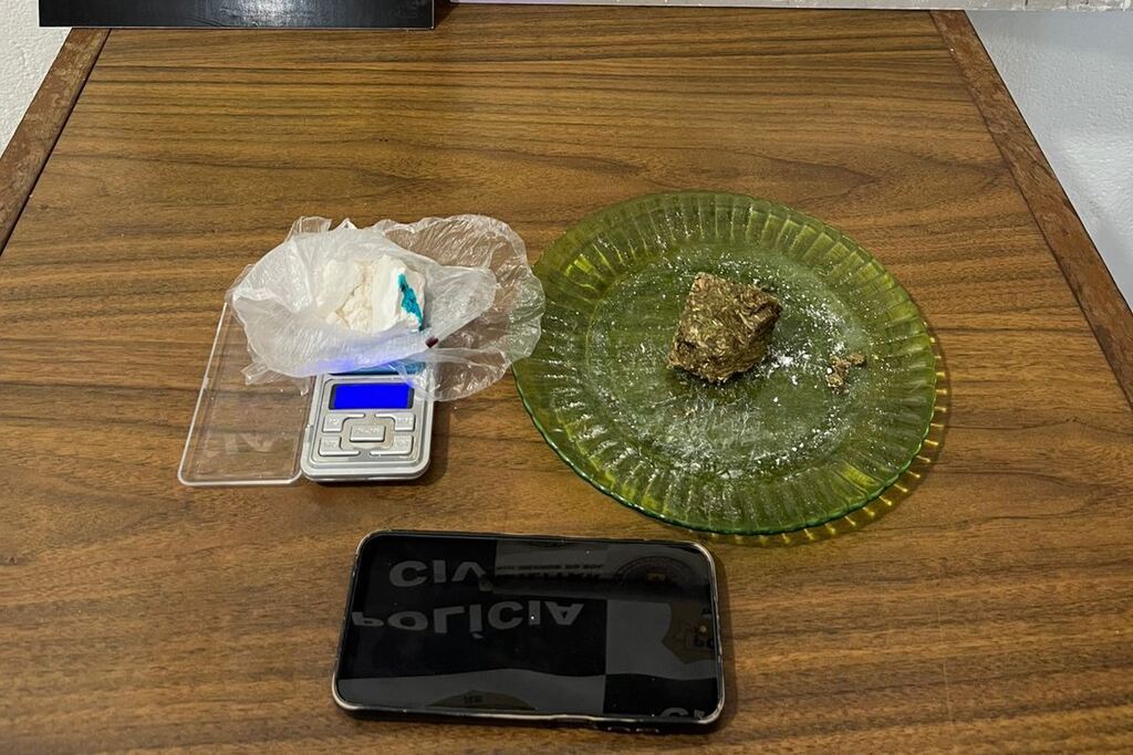 título imagem Ação conjunta prende jovem por tráfico de drogas em São Sepé