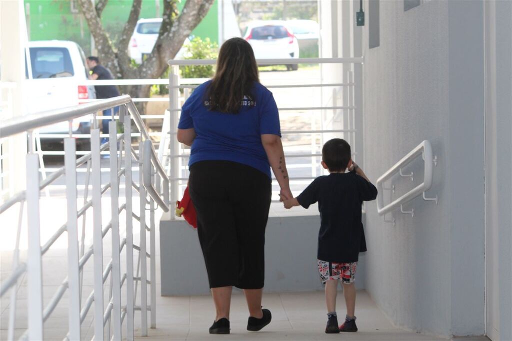 Assembleia aprova projetos que tornam TEAcolhe e Rede Bem Cuidar políticas permanentes de saúde no Estado