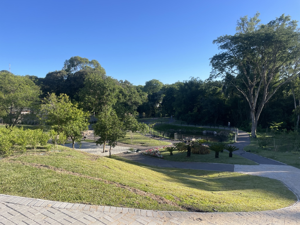 Pista de Caminhada da APUSM entra em fase final com instalação da iluminação