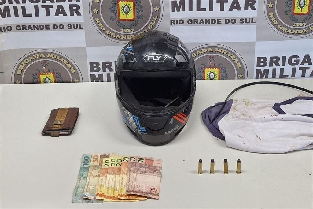 Roubo a comércio termina com prisão e apreensão de arma em Cruz Alta