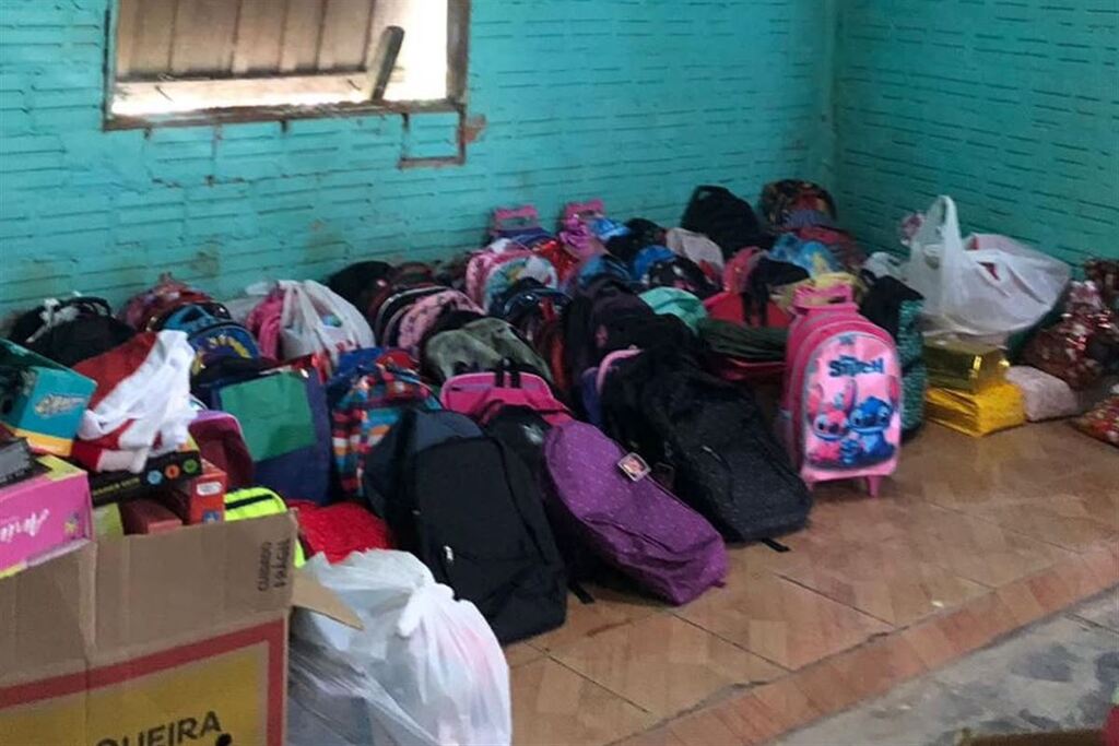 Festa de Natal do Projeto Luz que Brilha leva alegria e solidariedade a cerca de 120 crianças em Santa Maria