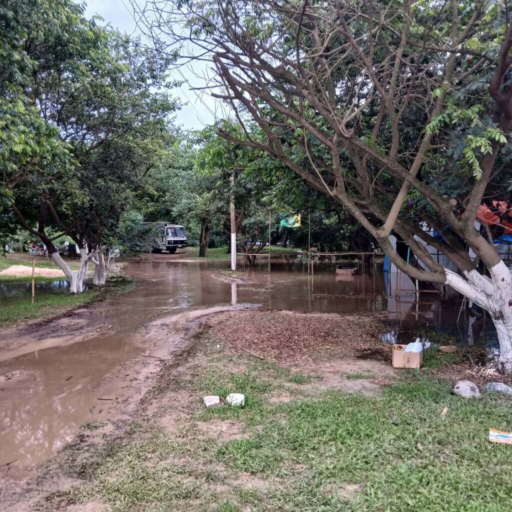 Foto: Prefeitura de São Francisco de Assis / Divulgação - Cerca de 90% da área de camping e lazer foi tomada pelas águas do Rio Ibicuí