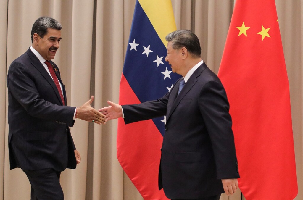 China repudia ofensiva americana na Venezuela e alerta para riscos à América Latina