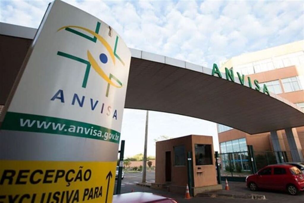 Anvisa manda recolher panetones com fungo e lote de chá de camomila