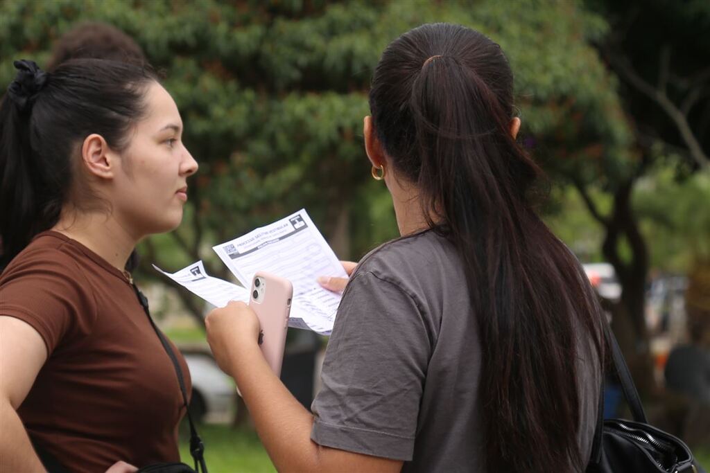 Trânsito intenso atrasa início das provas do segundo dia do Vestibular e PSS da UFSM