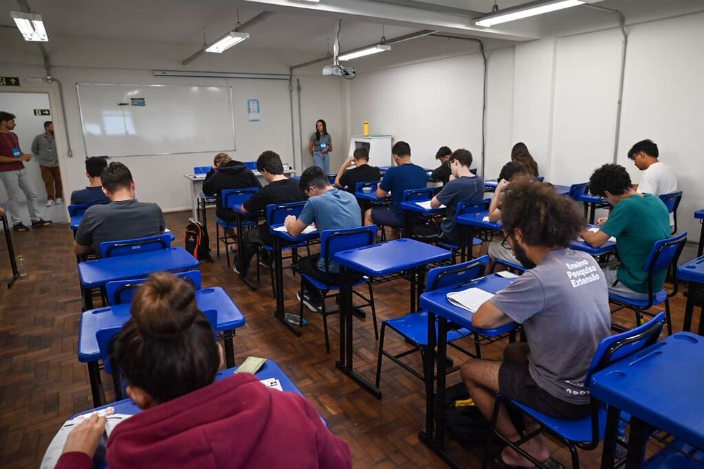 Segundo dia de vestibular da UFSM registra 34% de abstenção
