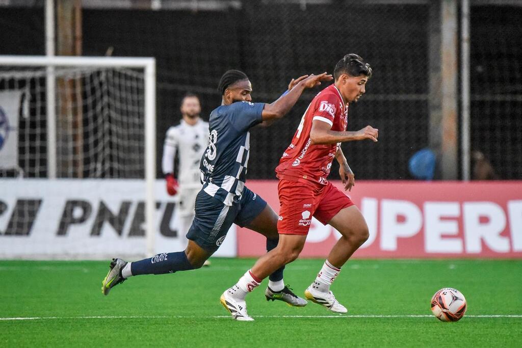 “A parte física também pesou no final, mas vamos valorizar bastante esse 1 ponto”, diz técnico do Inter-SM após empate na estreia do Gauchão