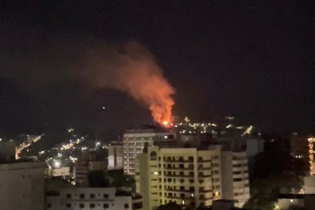 VÍDEO: Incêndio destrói duas residências na região norte de Santa Maria