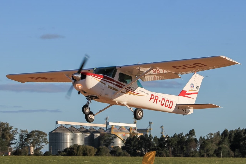 Aeroclube de Santa Maria recebe certificação da Anac para novos cursos de formação de pilotos