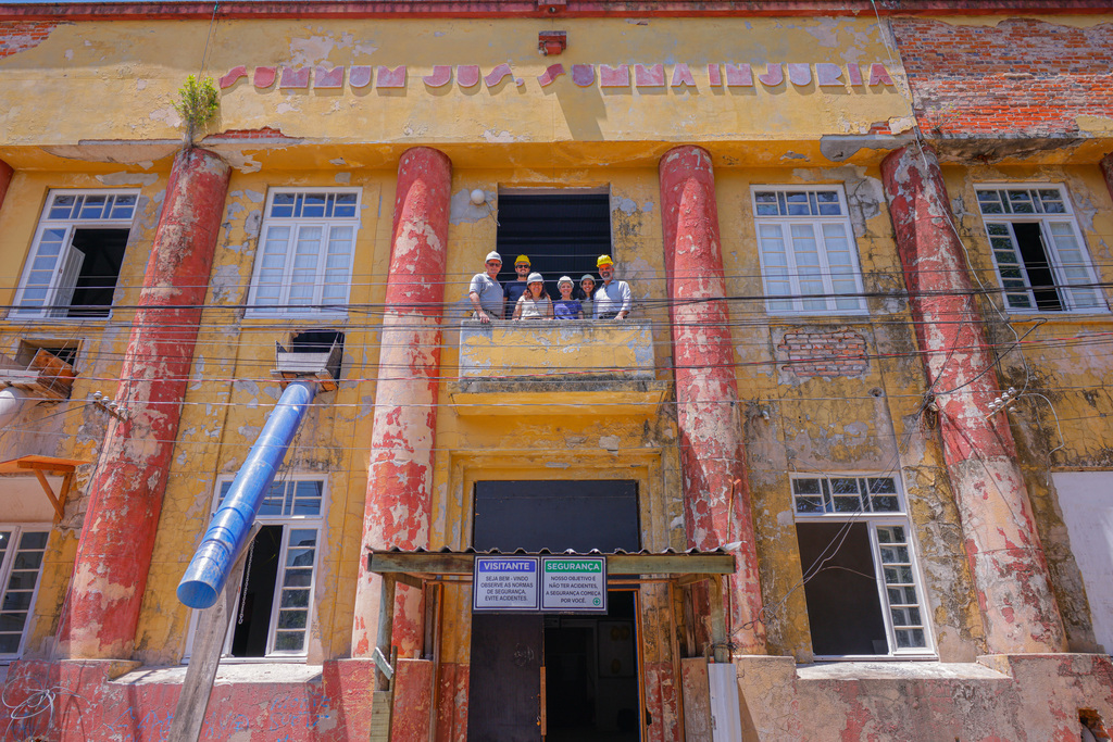 Prefeitura realiza visita técnica e mantém entrega da Casa de Cultura para abril de 2026