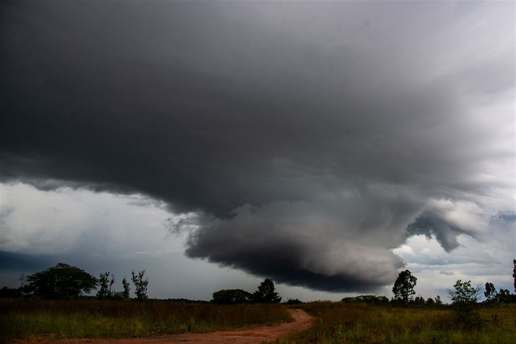 Inmet alerta para chance de temporal em Santa Maria e região até a noite desta quinta-feira