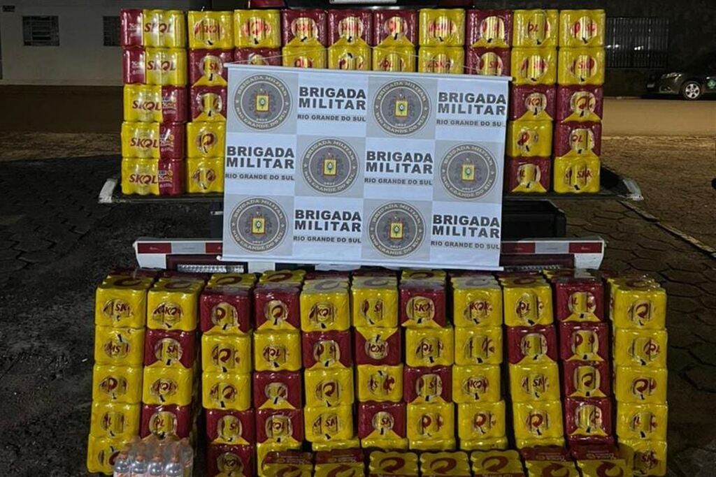 título imagem Furto em mercado termina com três presos e menor apreendida em Cruz Alta