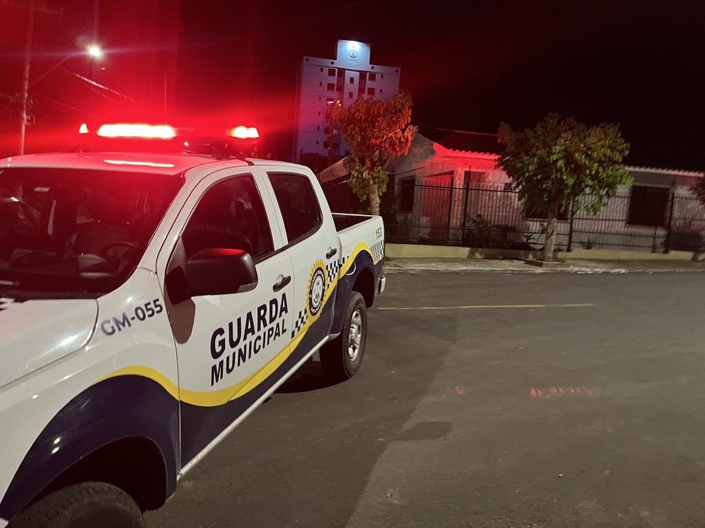 Após derrota, torcedores do Inter-SM protestam em frente ao estádio e BM é acionada