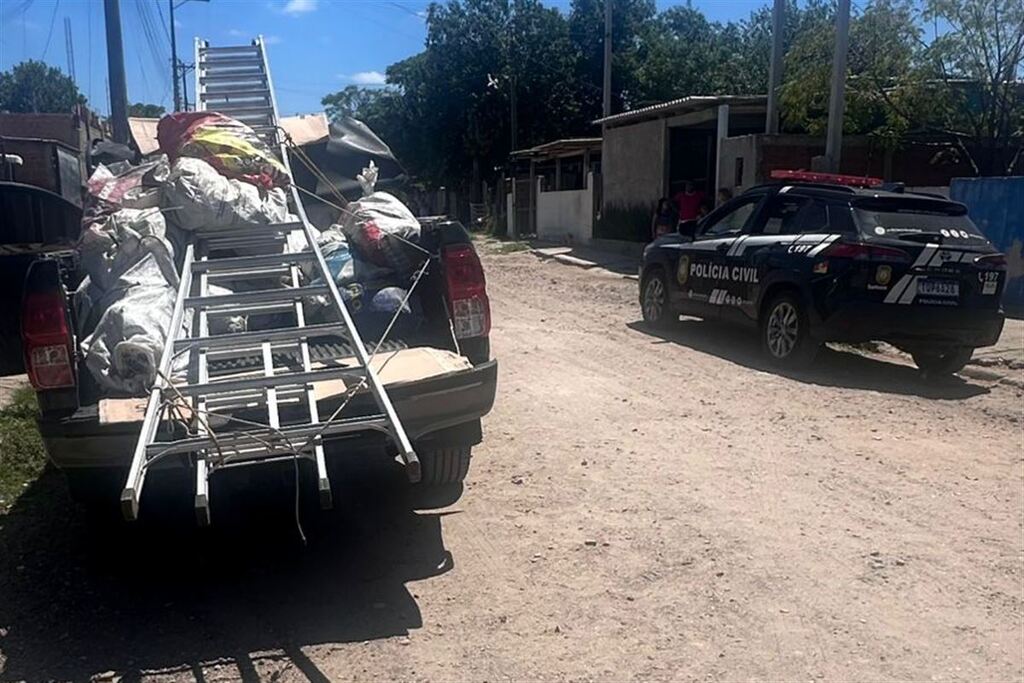 Polícia Civil prende quatro pessoas por furto e receptação em Santa Maria