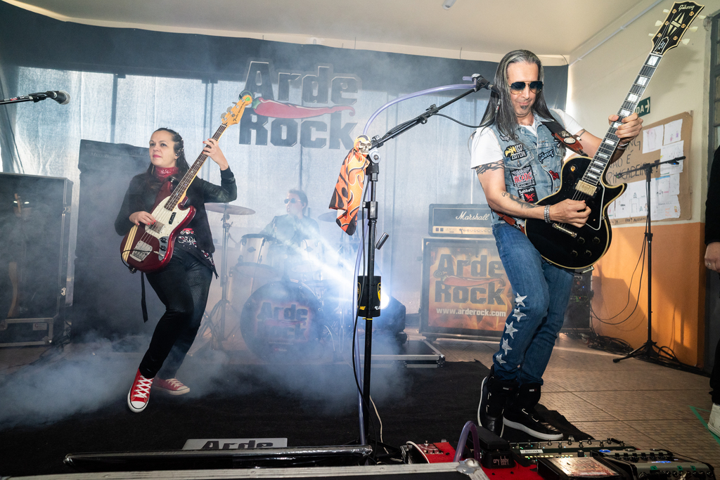Arde Rock faz show gratuito no Parque da Medianeira para acolher professores da rede municipal