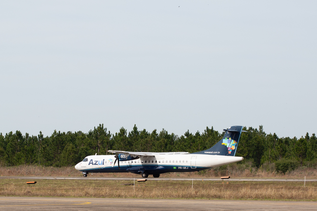 Azul irá apresentar em abril proposta para ampliar voos no Estado