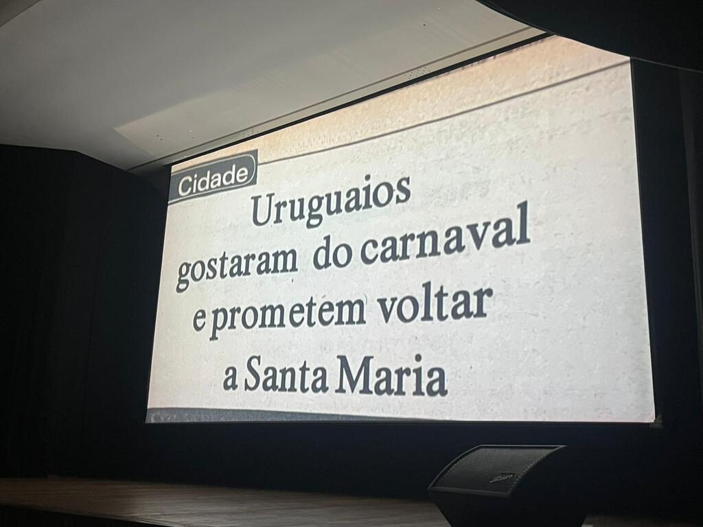 Galeria de imagens: Cenas do documentário No Ritmo da Resistência - Memórias do Carnaval de Santa Maria, destacam que uruguaios gostavam do carnaval da cidade.