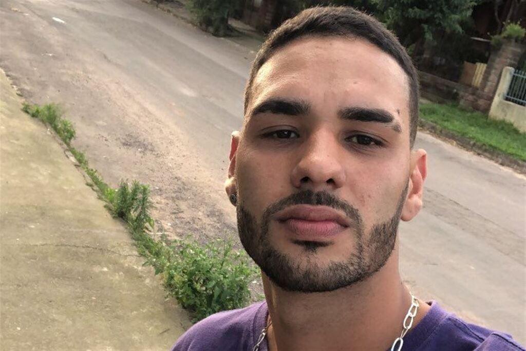 Motociclista natural de São Gabriel morre após grave acidente em Venâncio Aires