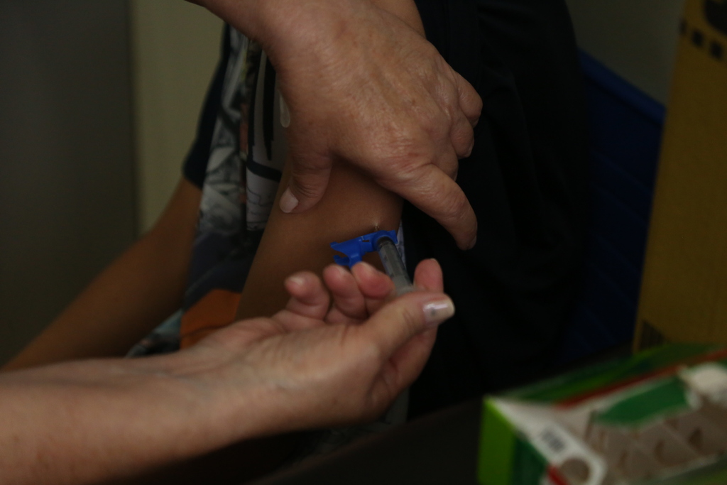 Vacinação contra a dengue terá atendimento em horário especial neste sábado em Santa Maria
