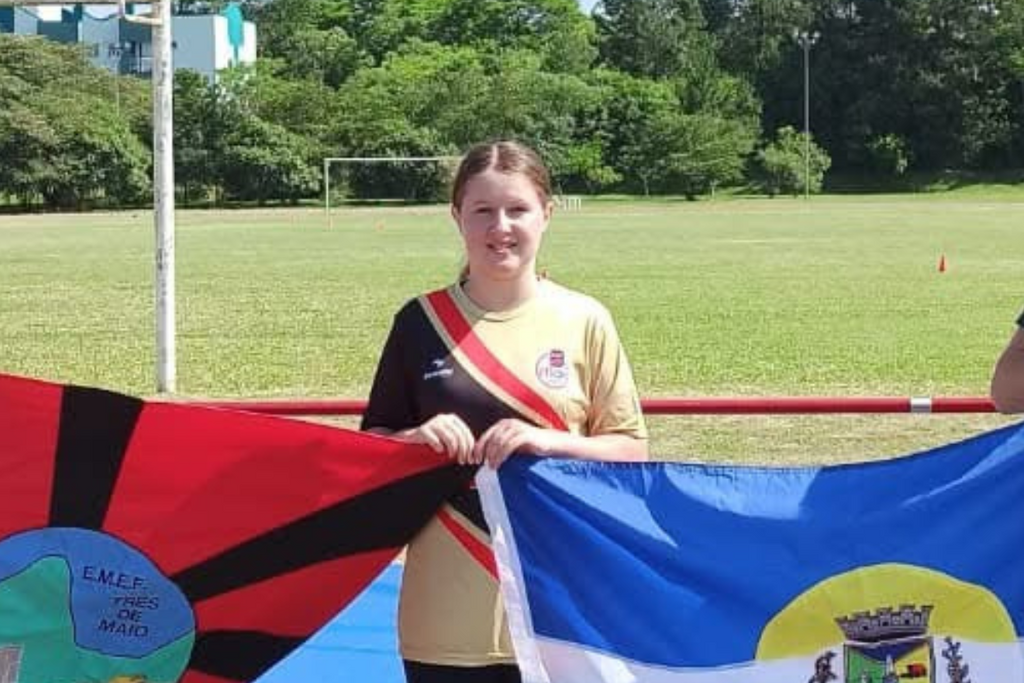 Foto: Reprodução (redes sociais) - Clara Luisa Wendt, 14 anos, foi vice-campeã da etapa regional dos Jogos Escolares do Rio Grande do Sul (Jergs) em 2025
