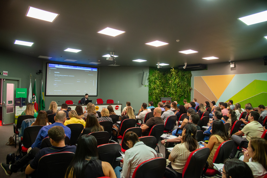 Reforma tributária gera dúvidas no agronegócio e é tema de evento com produtores e contadores em Santa Maria