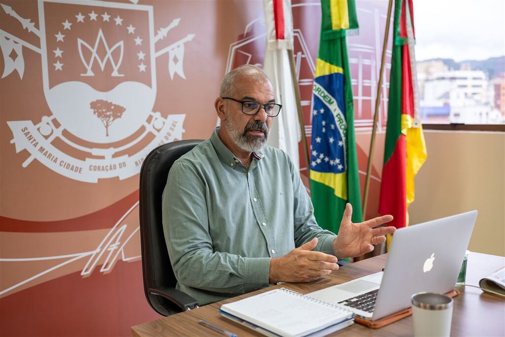 “Sem ajustes, o sistema poderia colapsar”, diz prefeito ao explicar aumento da passagem de ônibus em Santa Maria