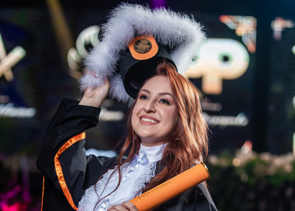 Galeria de imagens: Carol Freitas se formou em jornalismo pela Universidade Franciscana (UFN) em janeiro de 2024.