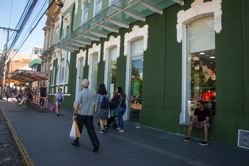 Foto: Nathalia Schneider (Arquivo Diário) - Antigo Sicredi, na Avenida Rio Branco, será o local da nova farmácia integrada