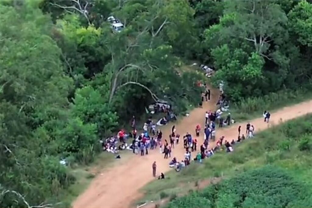 título imagem Ocupação de mulheres do MST em São Gabriel pede a retomada das negociações de reforma agrária