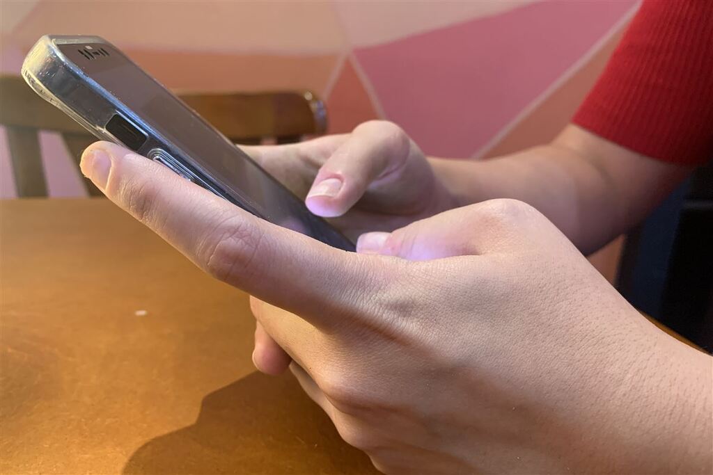 Mulher perde mais de R$ 9 mil após golpe envolvendo falso advogado em Cruz Alta