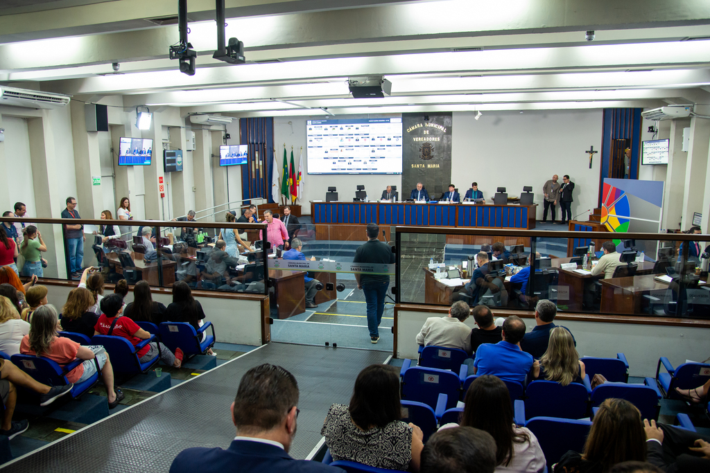 Câmara de Vereadores de Santa Maria limita acesso do público às sessões