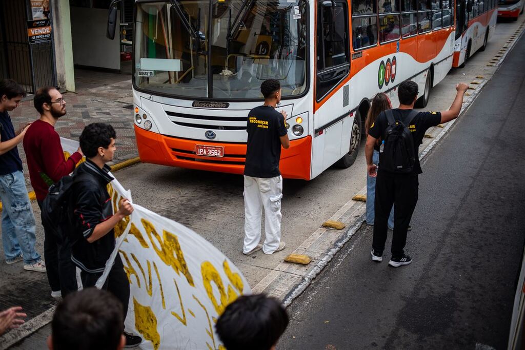 Bruna Santos (Diário) - 