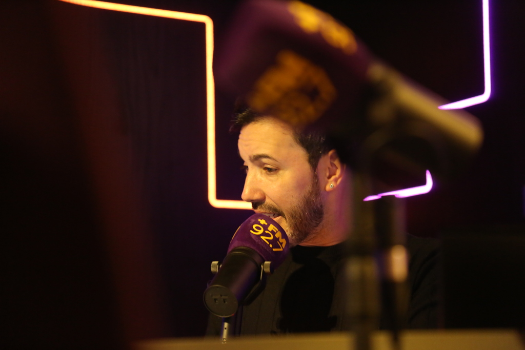 Com muito sertanejo, pagode e interação do público, +FM 92.7 estreia em Santa Maria e região; confira a programação completa