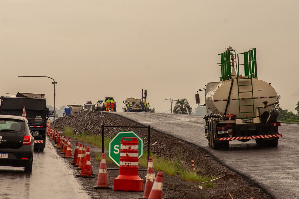 Rota de Santa Maria paralisa obras na RSC-287 por falta de repasse