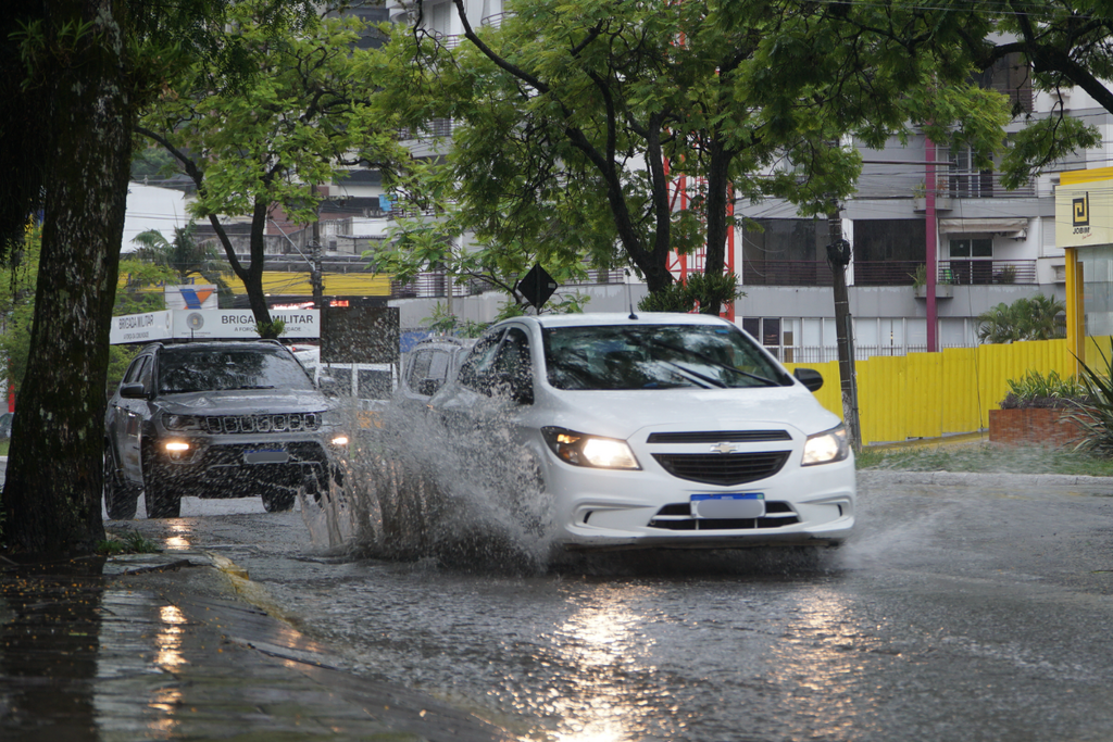 Outono inicia com calor e possibilidade de temporais a partir de sábado em Santa Maria