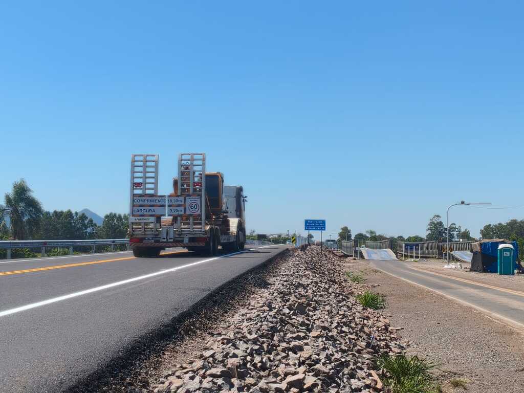 Foto: Deni Zolin (Diário) - Com a nova estrutura já em operação nos dois sentidos, as pontes móveis metálicas instaladas pelo Exército foram desativadas na sexta-feira (20).