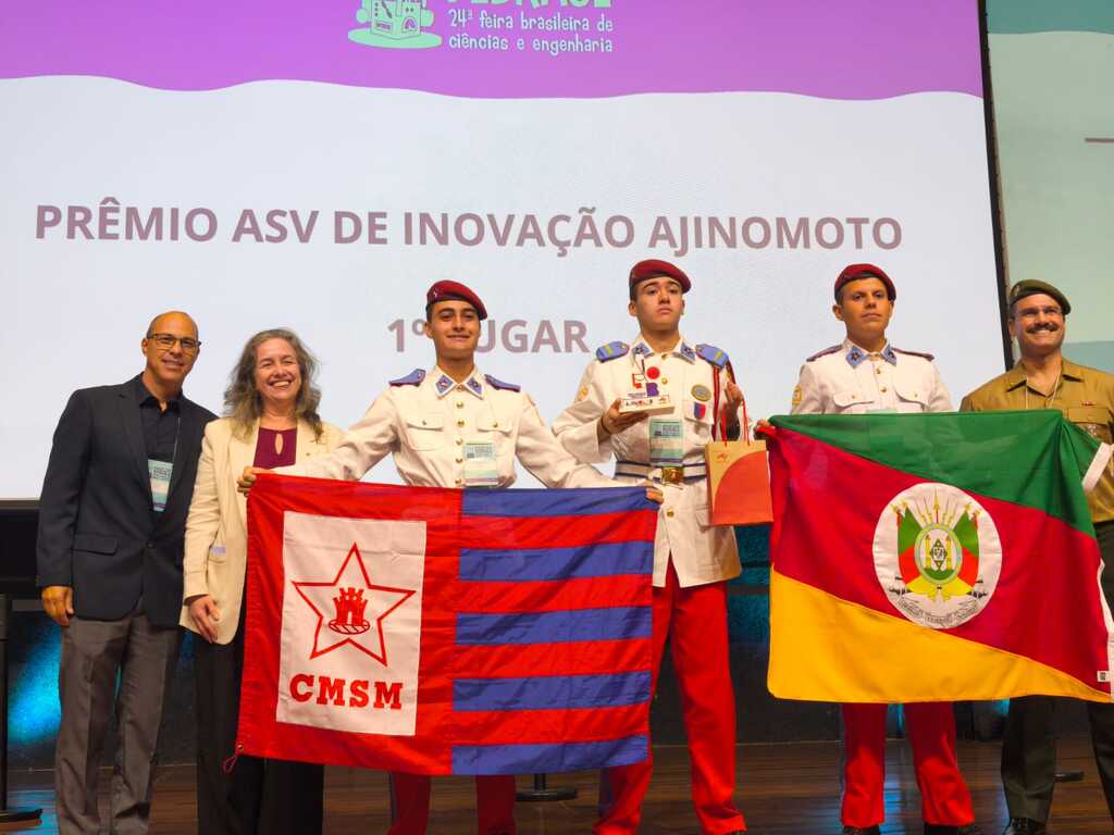 Estudantes do Colégio Militar de Santa Maria conquistam prêmio na Febrace, maior feira científica não universitária do Brasil