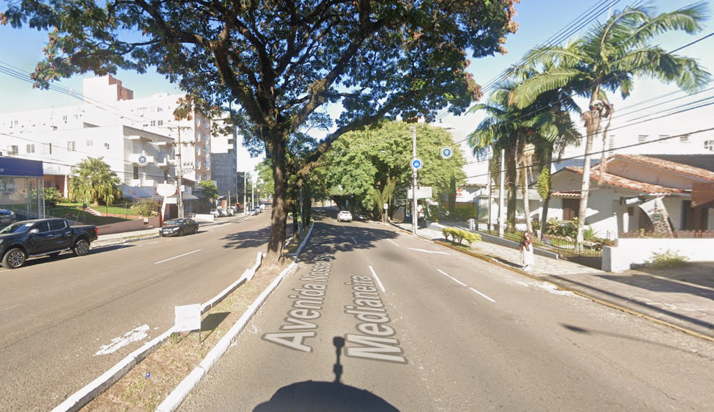 Trecho da Avenida Medianeira terá bloqueio total nesta quinta-feira