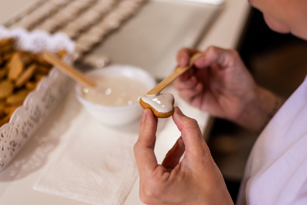 Galeria de imagens: Juliana chega a cobrir até 650 bicoitos por dia