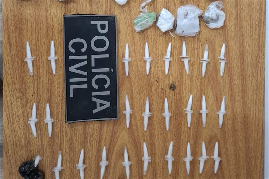 título imagem Esquema de tráfico é desarticulado e três pessoas acabam presas em Restinga Sêca