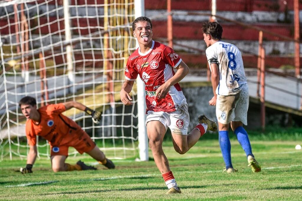 Inter-SM bate o Cruzeiro de Santiago pelo Gauchão Sub-17