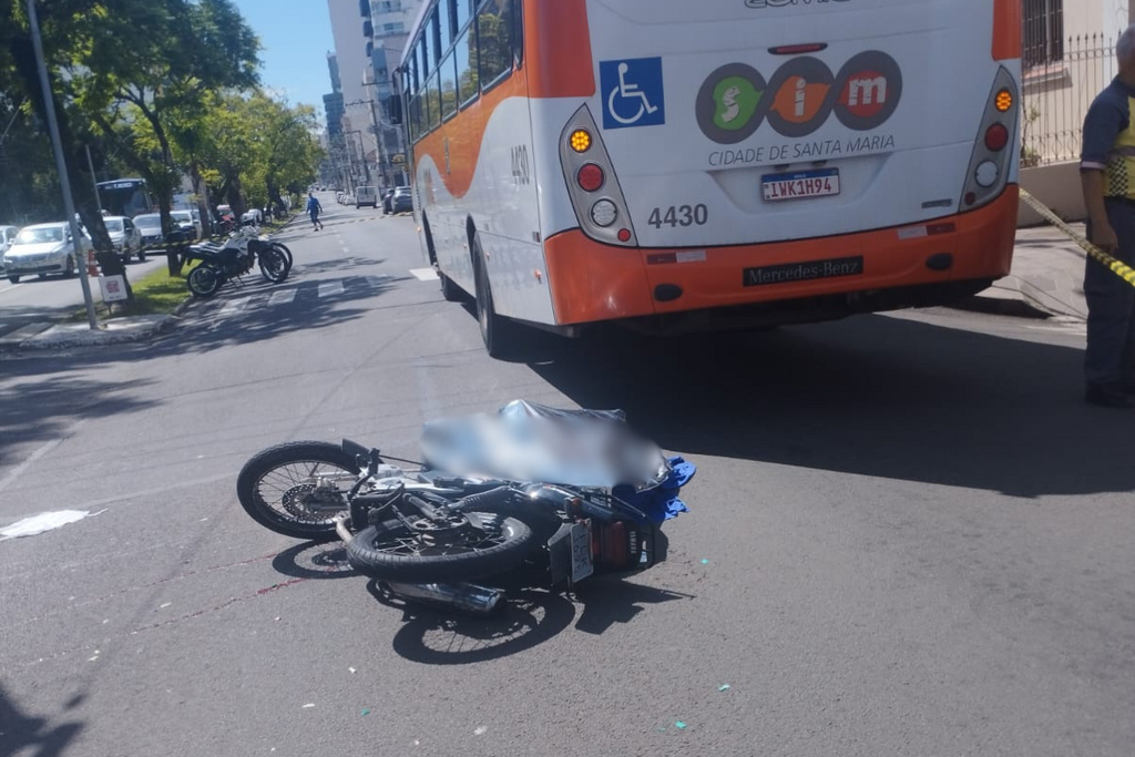 Vítima de acidente no centro de Santa Maria é homem; identificação inicial apontava mulher