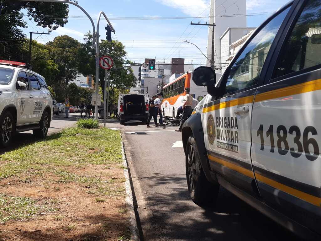 Polícia Civil confirma identidade de motociclista que morreu em acidente na Avenida Presidente Vargas, em Santa Maria
