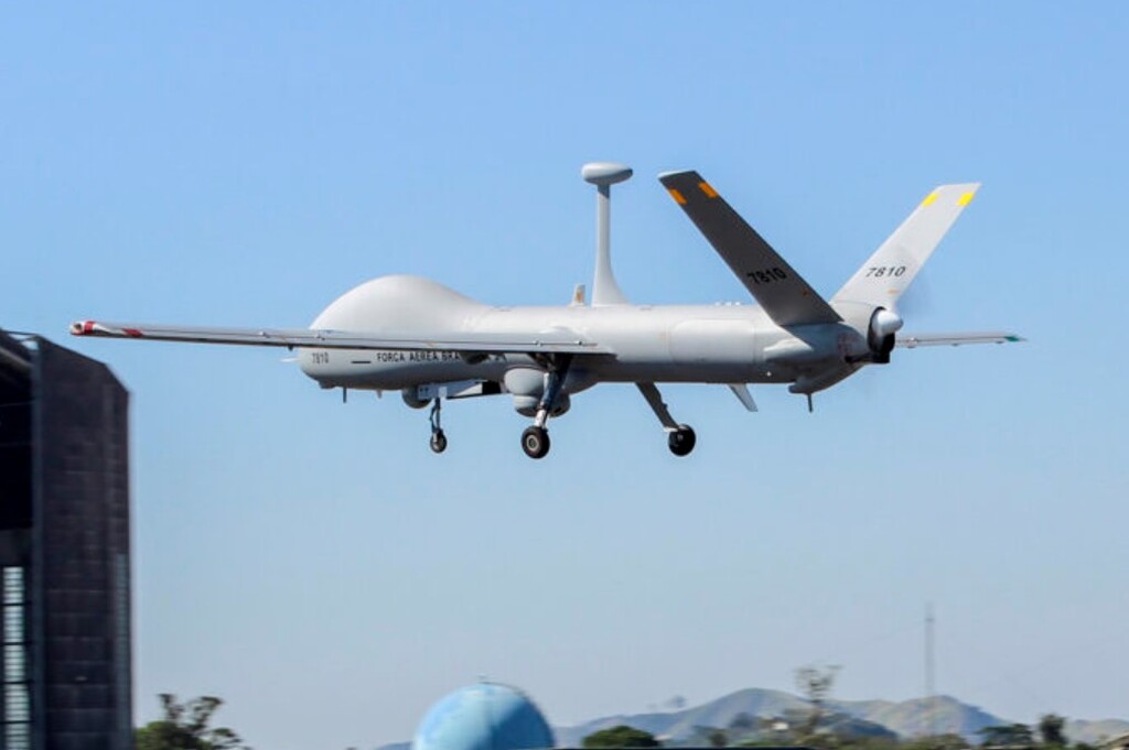 Revelado possível motivo da queda de drone da Base Aérea de Santa Maria, que custa R$ 50 milhões