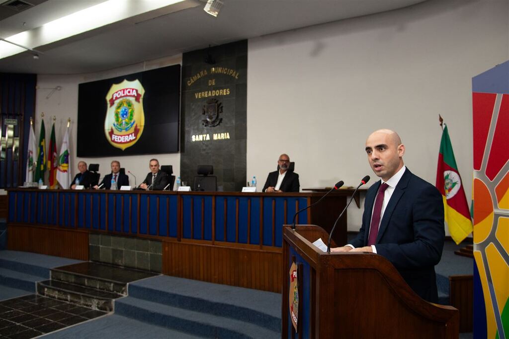 Novo delegado de Polícia Federal em Santa Maria toma posse e projeta nova sede