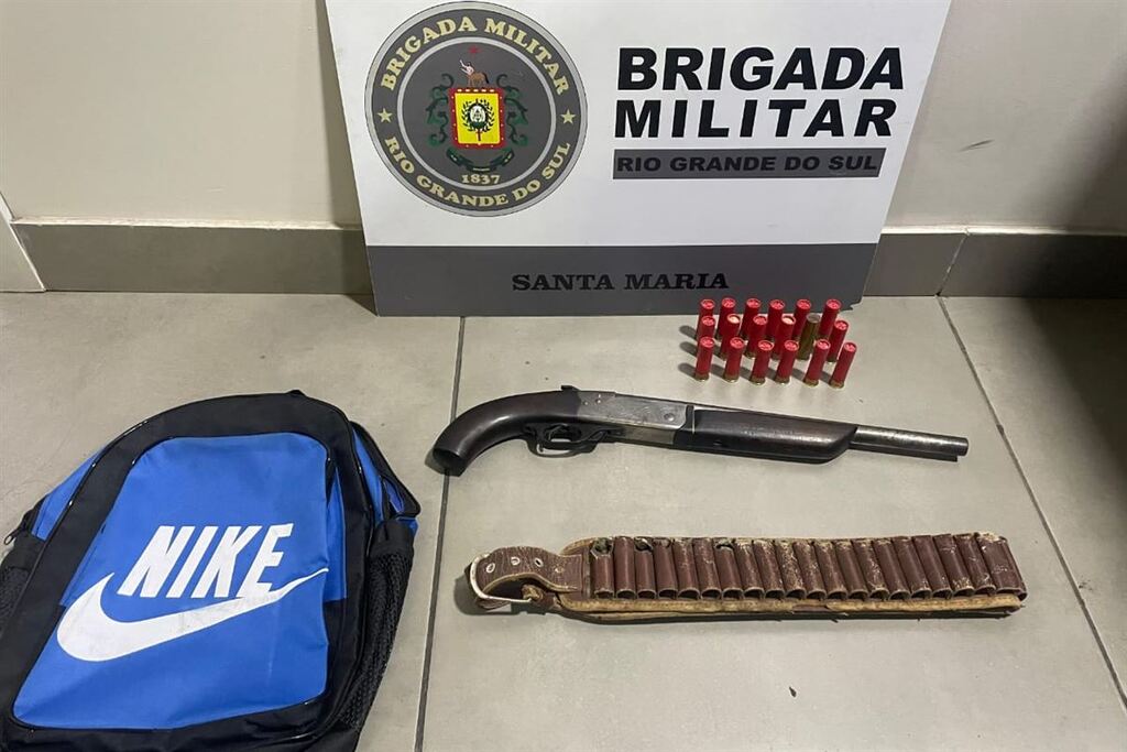 título imagem Homem é preso com espingarda e munições em Santa Maria