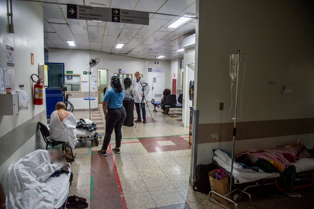 Pronto-socorro do Hospital Universitário de Santa Maria opera com quase 300% de ocupação