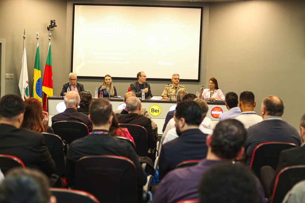 Primeira edição do Café Conexão RS reúne lideranças e projeta caminhos para o desenvolvimento de Santa Maria