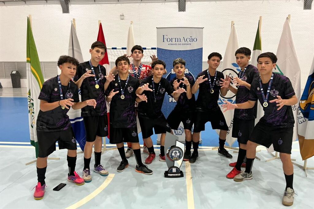 Foto: Divulgação - Equipe sub-14 do Atlético Santamariense foi campeã em Restinga Sêca