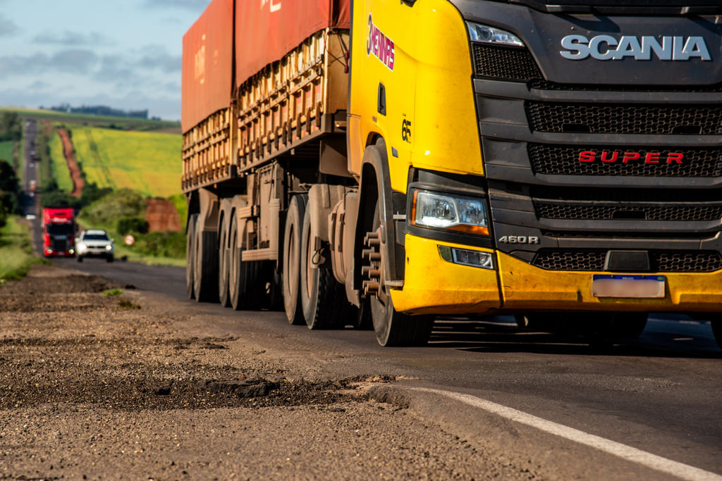 Diesel deve continuar com preços altos durante todo o ano, projeta presidente da Fetransul